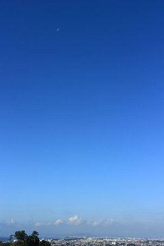 151103富士と下弦の月.jpg